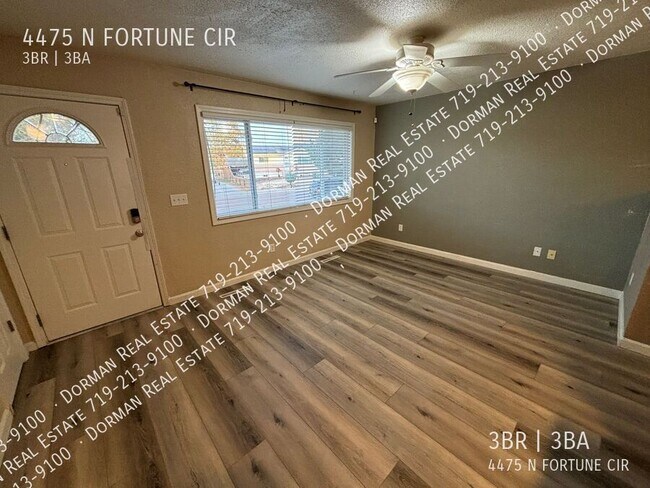 Foto del edificio - 4475 N Fortune Cir