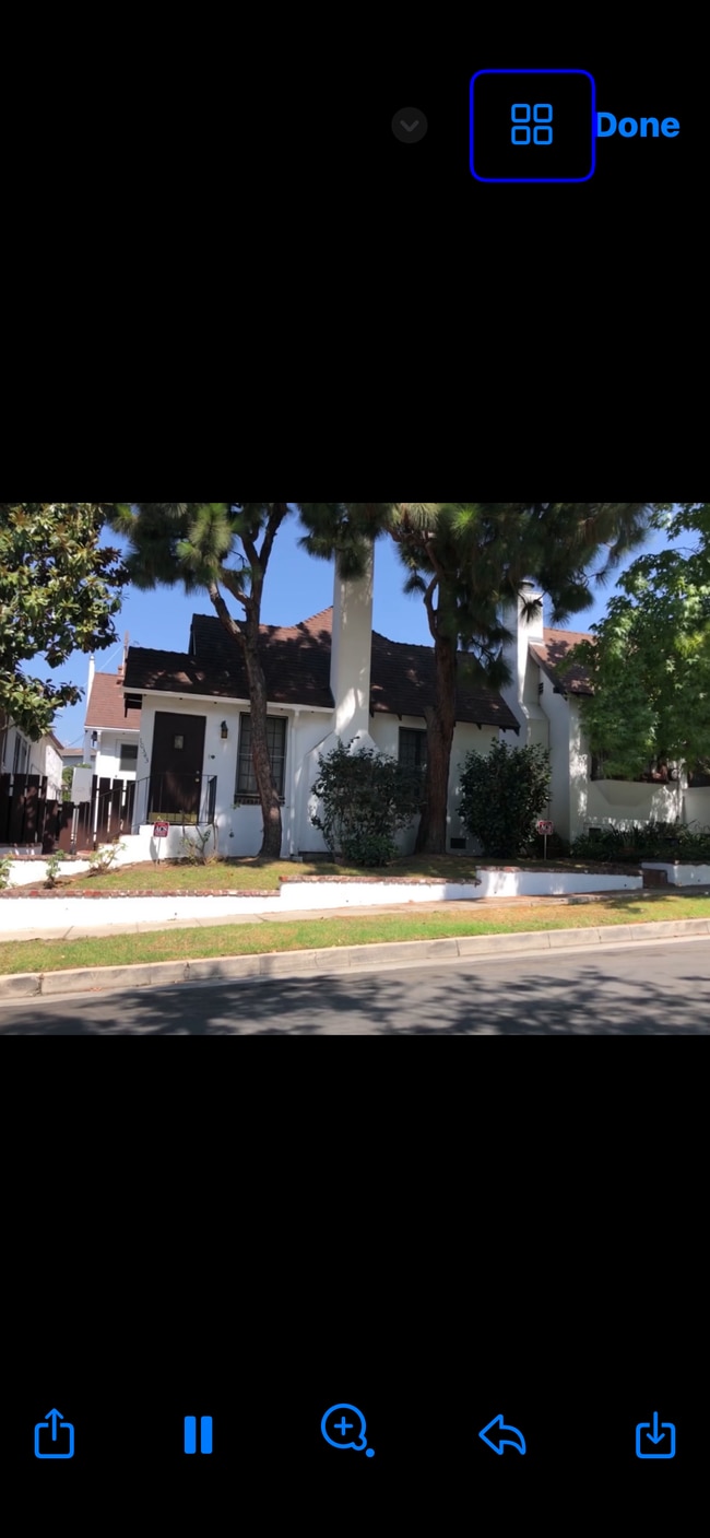 Building Photo - 10343 Dunkirk Ave