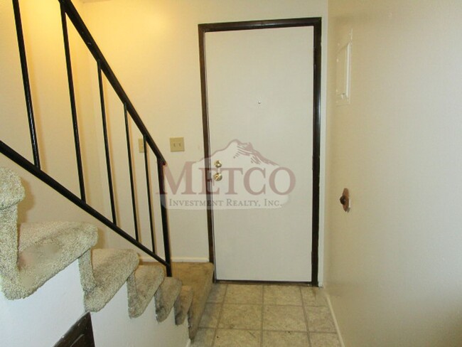 Building Photo - 14401