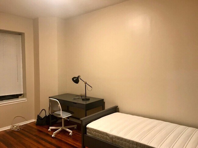 Foto del edificio - 180 Claremont Ave