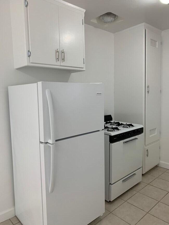 Foto del interior - 1610 Armacost Ave
