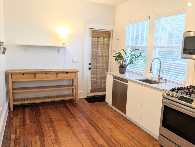 Foto del edificio - 2312 Forbes St