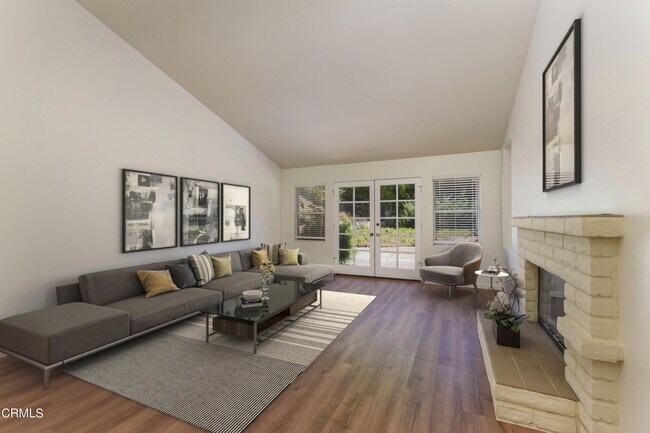 Building Photo - 2086 San Onofre Dr