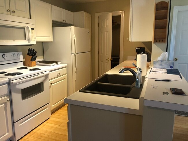 Building Photo - 4284 Santolina Way, Unit E