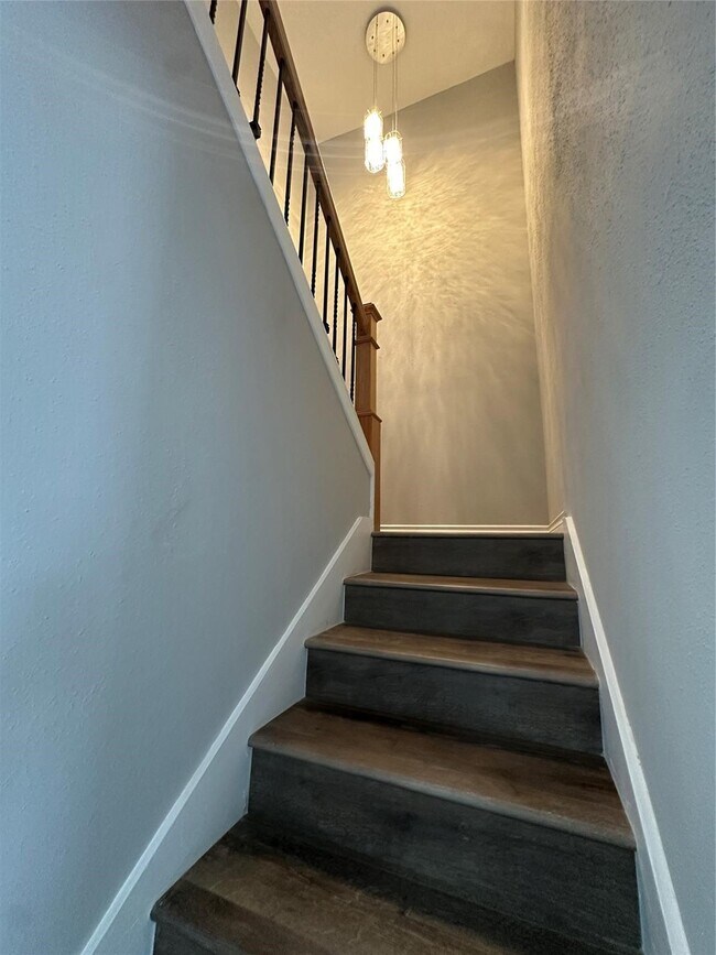 Foto del edificio - 7335 Chasewood Dr