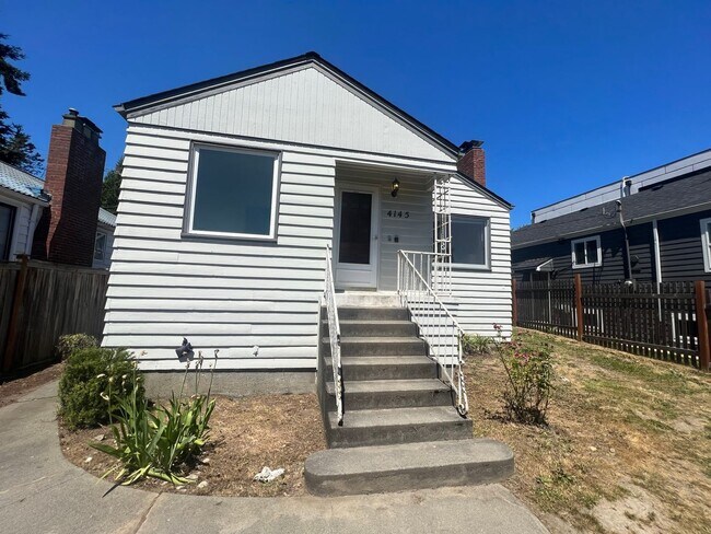 Foto del edificio - West Seattle Home