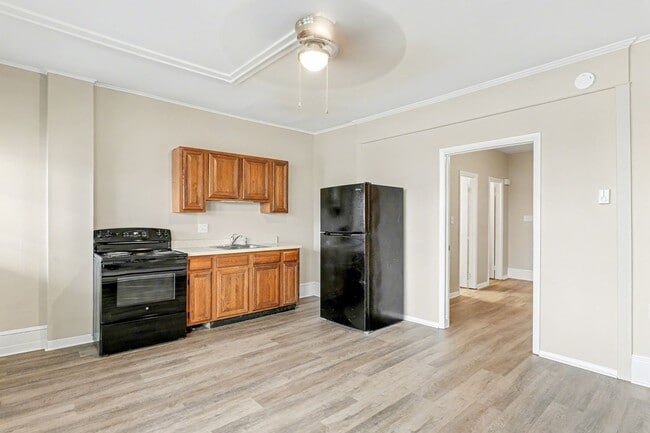 Foto del edificio - 306 S Front St