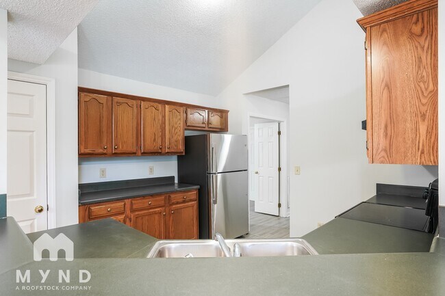 Foto del edificio - 821 Penncross Dr