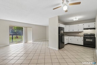 Building Photo - 1274 E Main St
