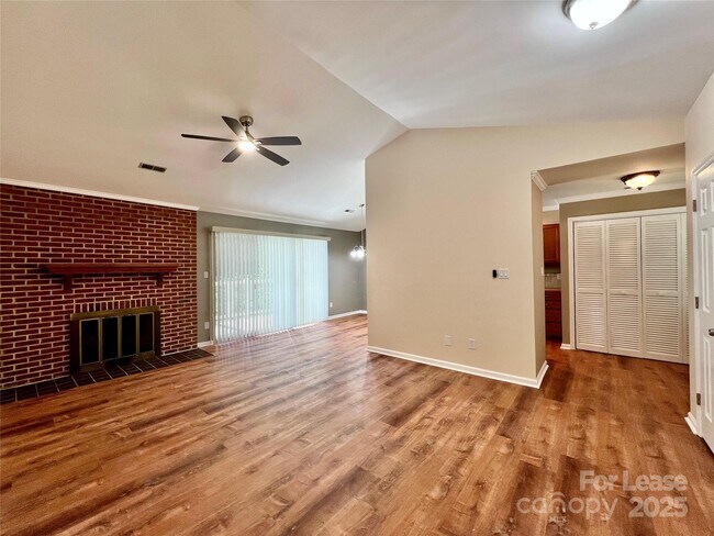 Foto del edificio - 9476 S Vicksburg Park Ct