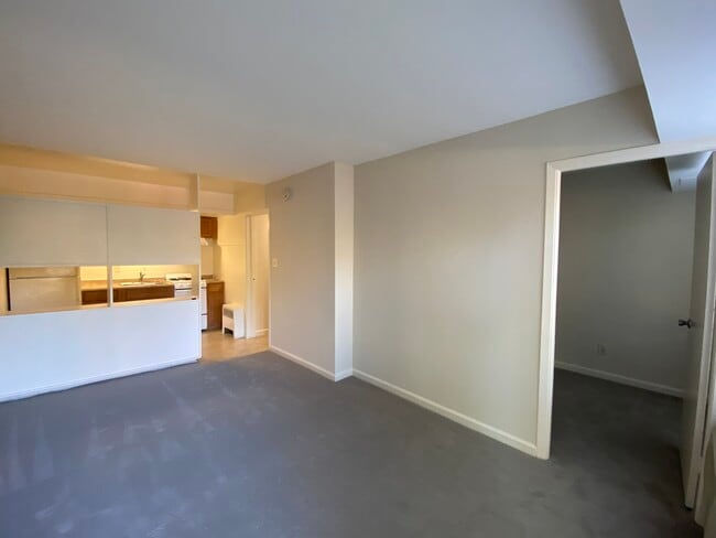 Building Photo - Westover Court Apartments