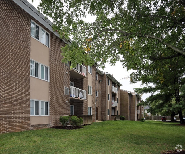 Parklane Apartments Apartments Gaithersburg, MD