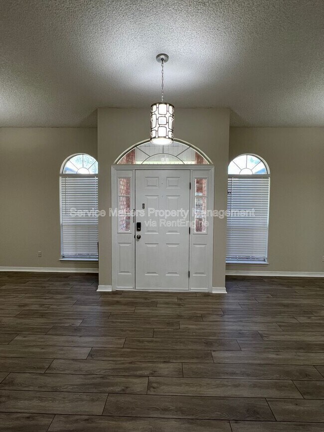 Foto del edificio - 6069 Breckenridge Dr