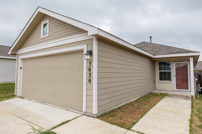 Building Photo - 5630 Willow Breeze