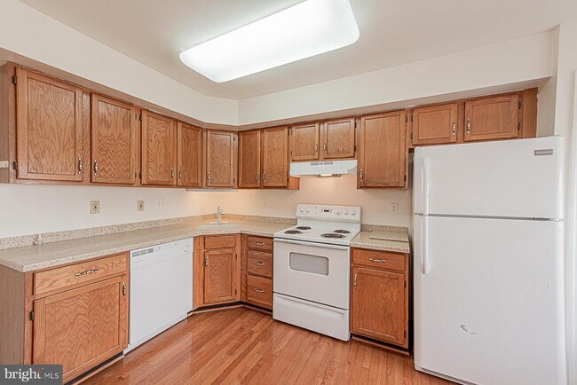 Foto del edificio - 3238 W Springs Dr