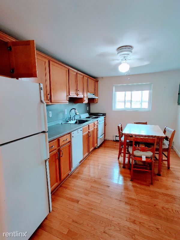 Building Photo - 2 br, 1 bath Condo - Byron rd