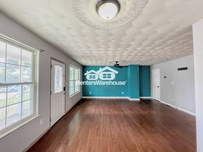 Foto del edificio - 711 Forbes St