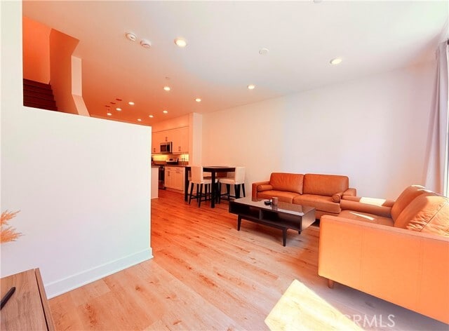 Foto del edificio - 479 Marc Pl