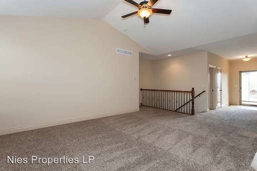 Foto del edificio - 1616 N Chapel Hill St
