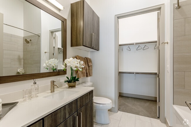 1HAB, 1BA - Ness - The Raleigh at Sloan's Lake