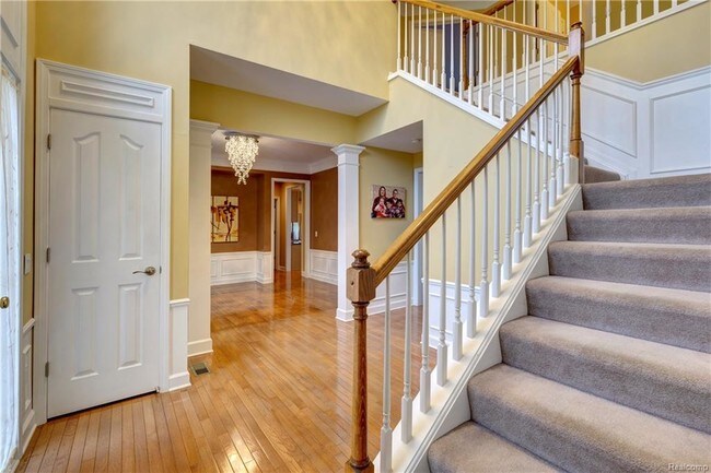 Foto del edificio - 51298 Plymouth Ridge Dr
