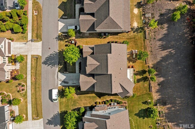 Building Photo - 1352 Magnolia Bend Loop