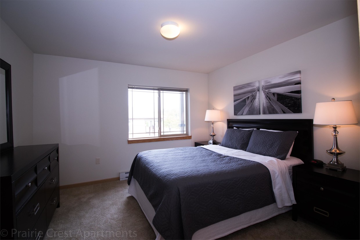 Foto principal - 200 Prairie Heights Dr
