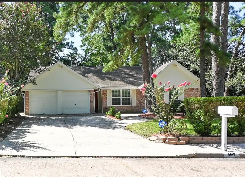 Foto principal - 9515 Ballin David Dr