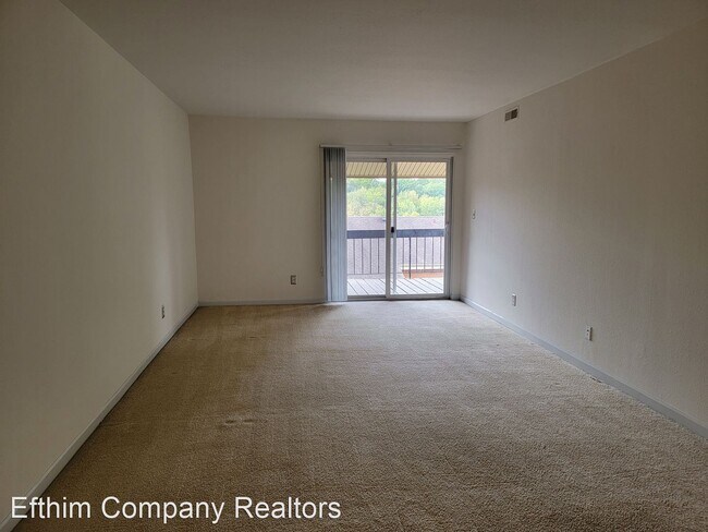 Foto del edificio - 1984 Green Glen Dr