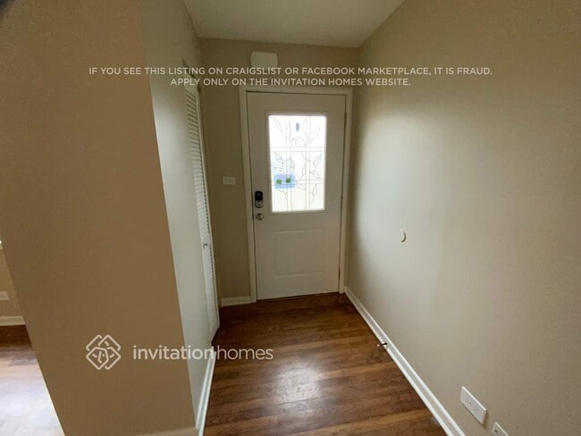 Building Photo - 368 N Biermann Ave