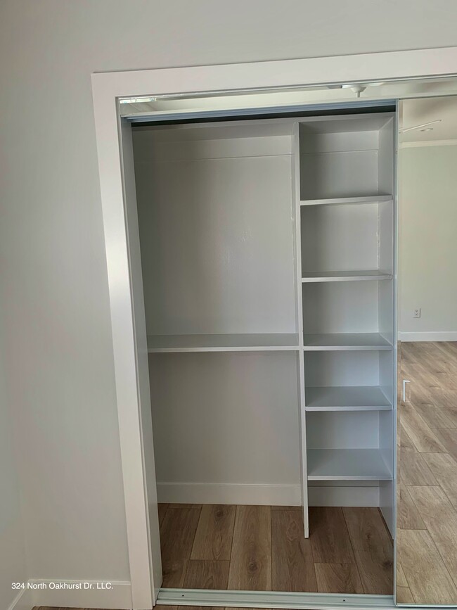 Large Closets with Built-Ins - 324 N Oakhurst Dr
