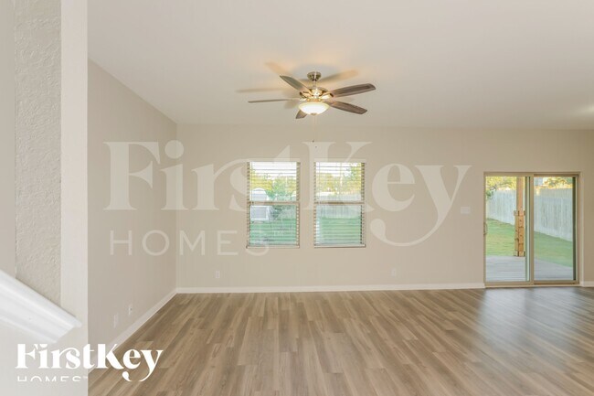 Foto del edificio - 13403 Summer Light