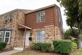 Building Photo - 6509 Donegal Dr