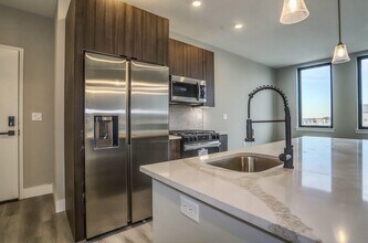 Building Photo - 3516 John F. Kennedy Blvd