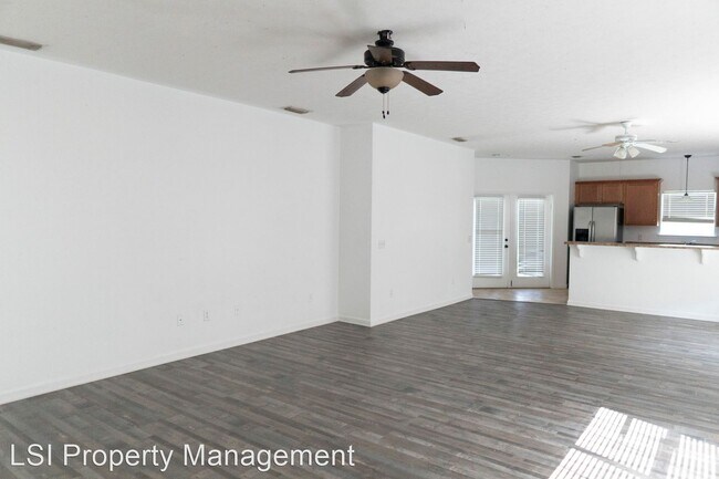 Foto del edificio - 3 br, 2 bath House - 3423 Ten Acres Road