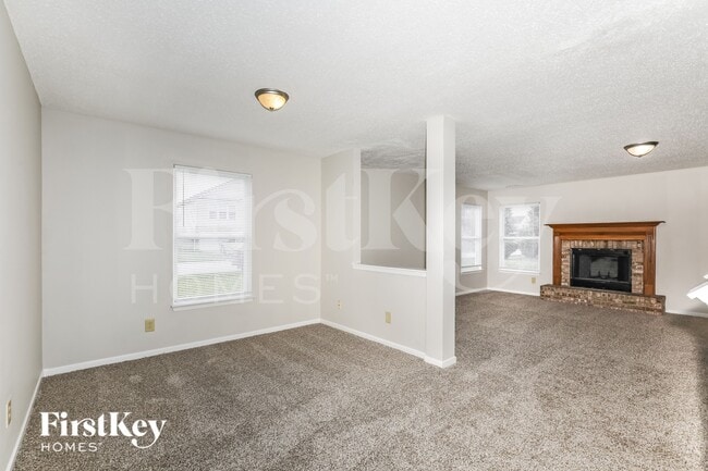 Building Photo - 2825 Ludwig Dr