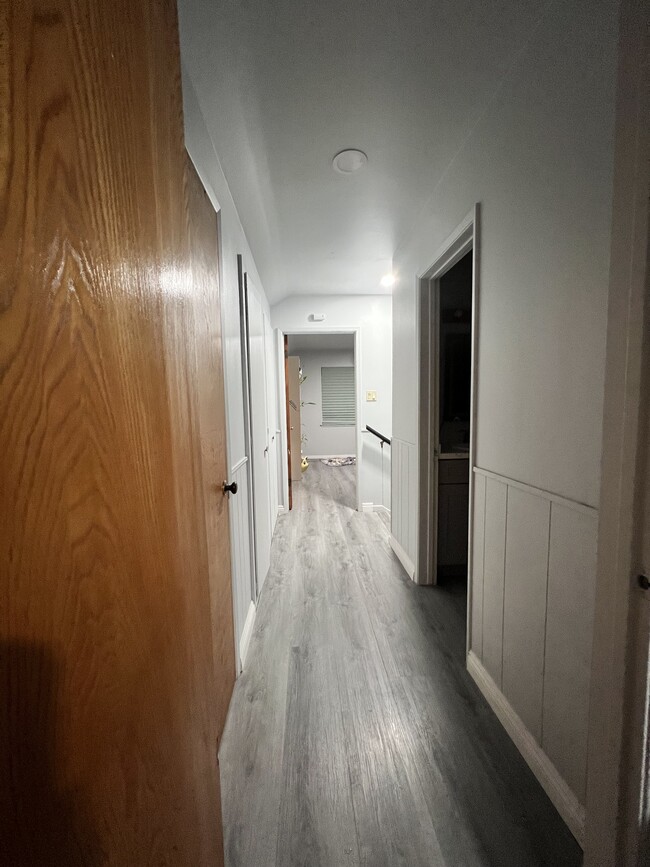Foto del edificio - 8001 Clover Way