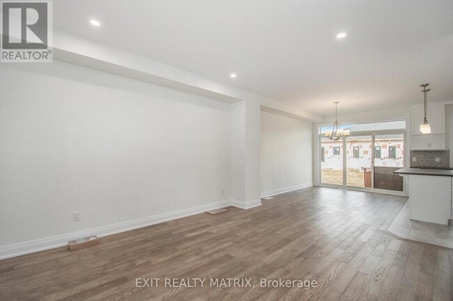 Building Photo - 2016 Berne St