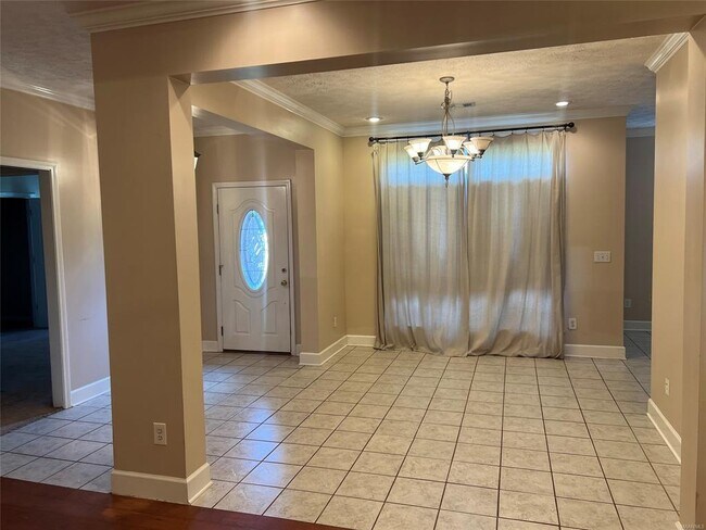 Foto del edificio - 140 Grand Ridge Ln