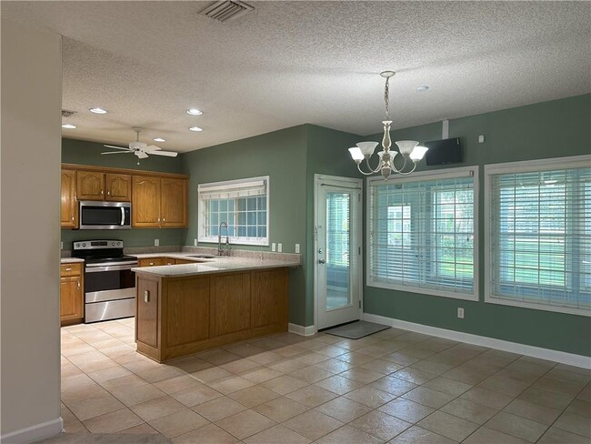 Building Photo - 405 Cobble Stone Way