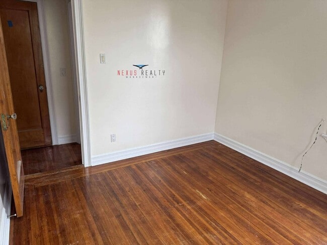 Foto del edificio - 34-29 33rd St