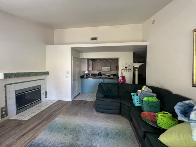 Building Photo - 2725 S Nellis Blvd