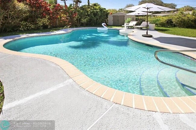 Foto del edificio - 3030 SW 22nd St