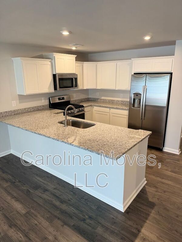 Foto del edificio - 527 Winding Meadow Ln
