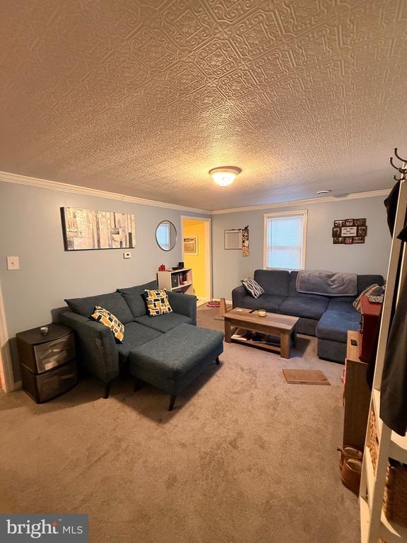 Foto del edificio - 2211 Browning Rd