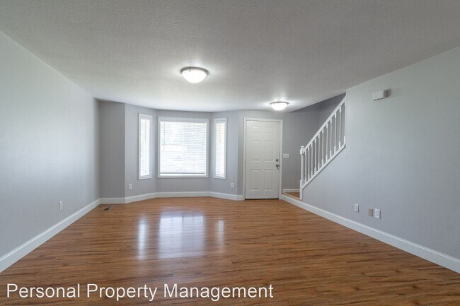 Building Photo - 4 br, 3 bath House - 4608 NE 131st Ave.