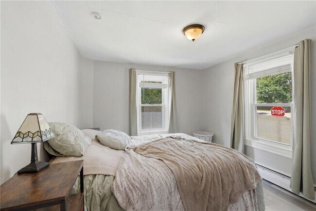 Foto del edificio - 515 Davisville Rd