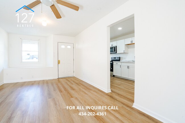 Foto del edificio - Charming Renovated 1-Bedroom Apartment in Madison Heights!