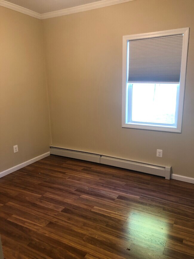 Bedroom #1 - 91 Britannia St