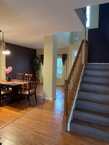 Foto del edificio - 1100 Rosefield Ln